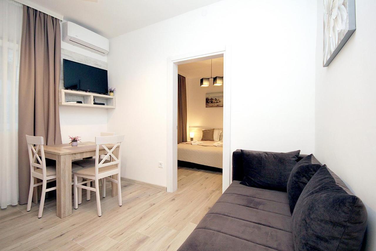 Apartments Saric Bar Extérieur photo