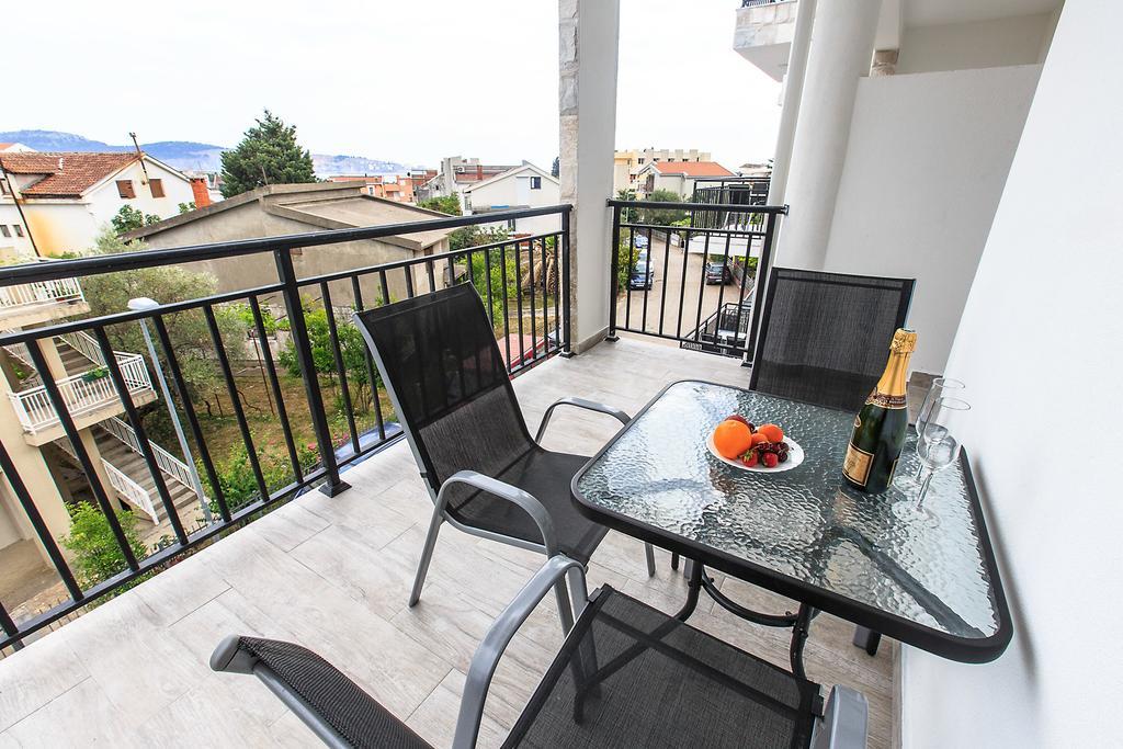 Apartments Saric Bar Extérieur photo