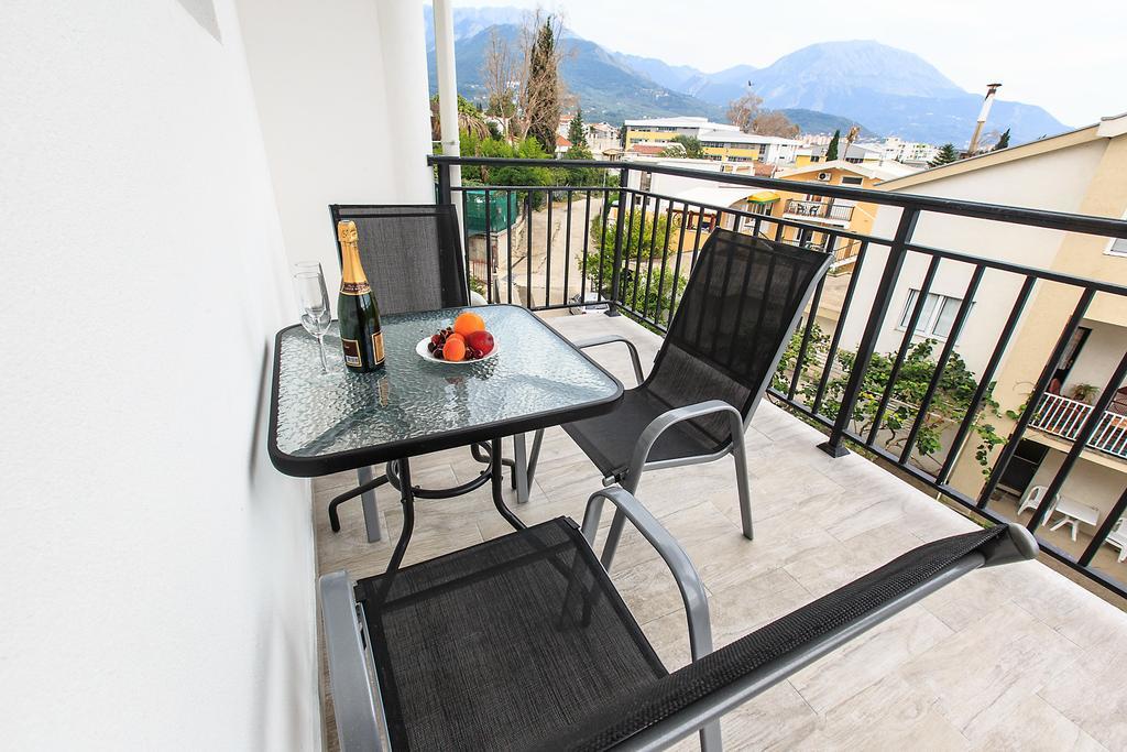Apartments Saric Bar Extérieur photo
