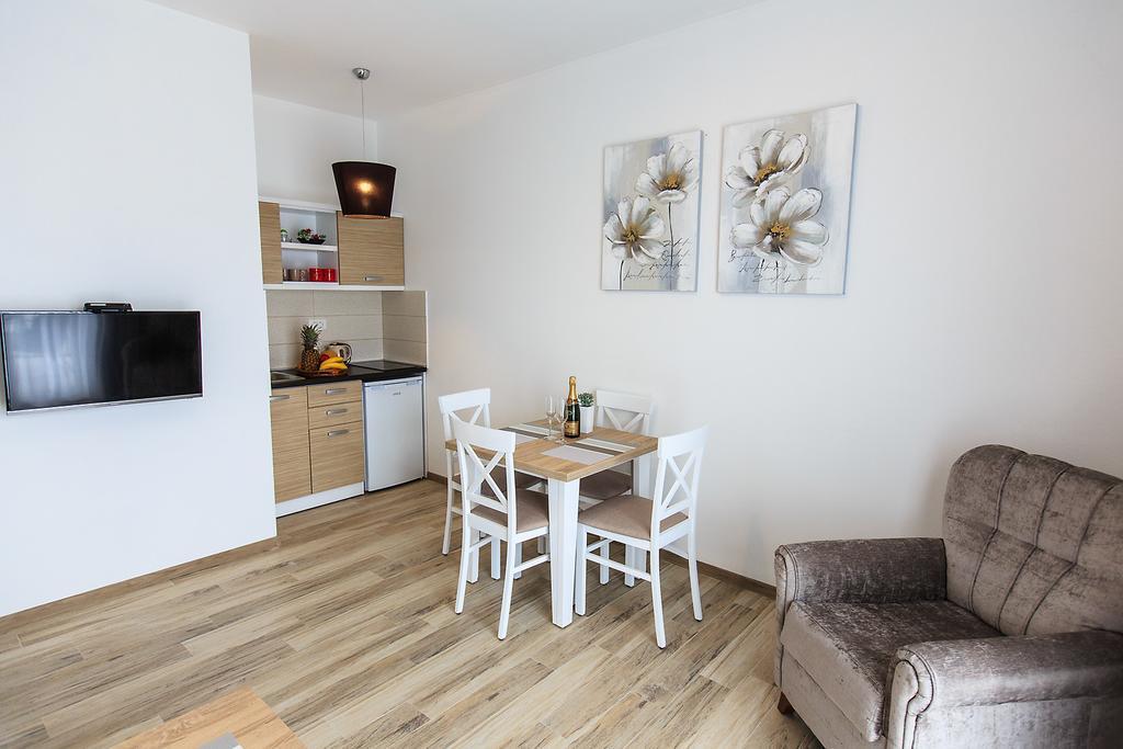 Apartments Saric Bar Extérieur photo