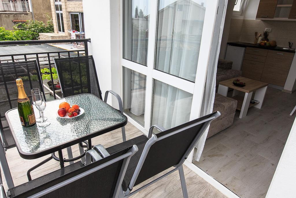 Apartments Saric Bar Extérieur photo