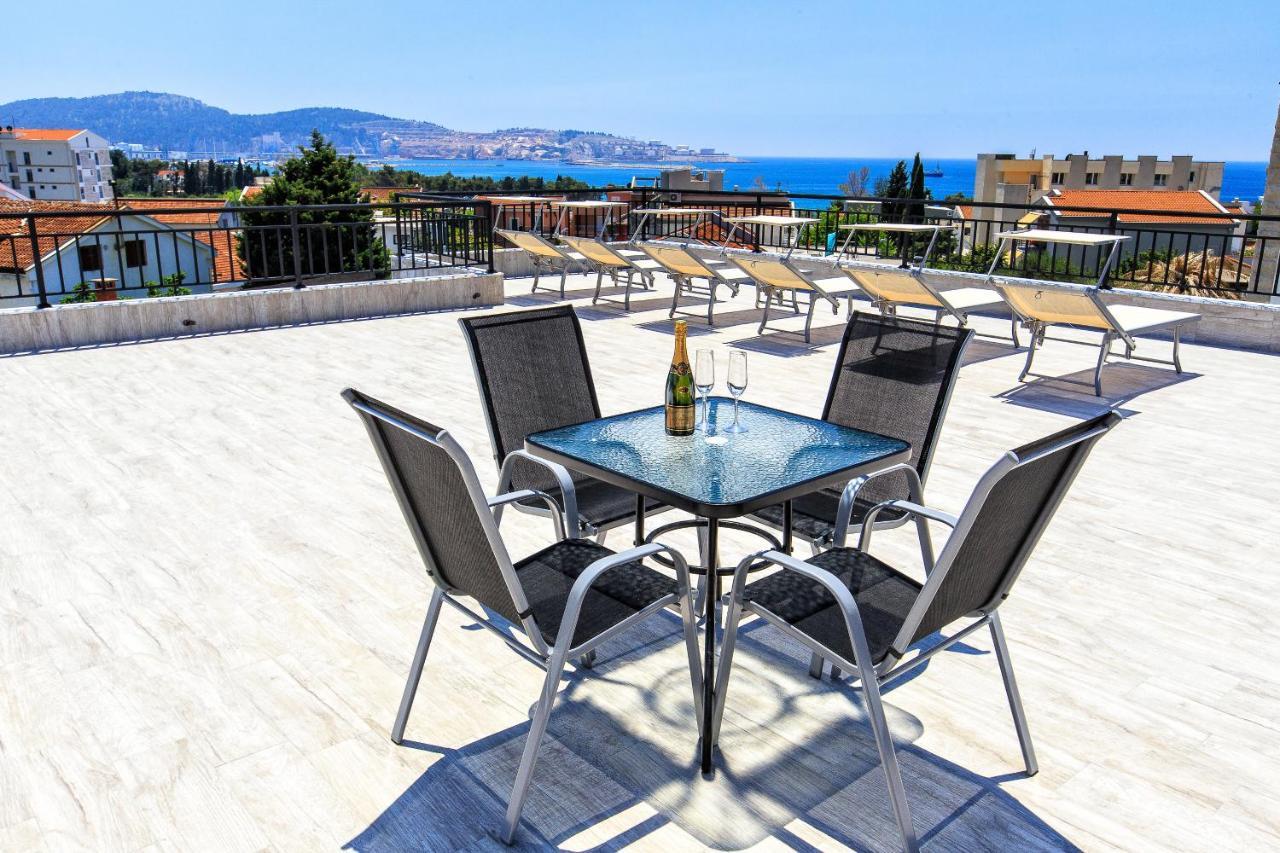 Apartments Saric Bar Extérieur photo